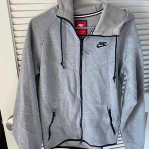 nike zip up